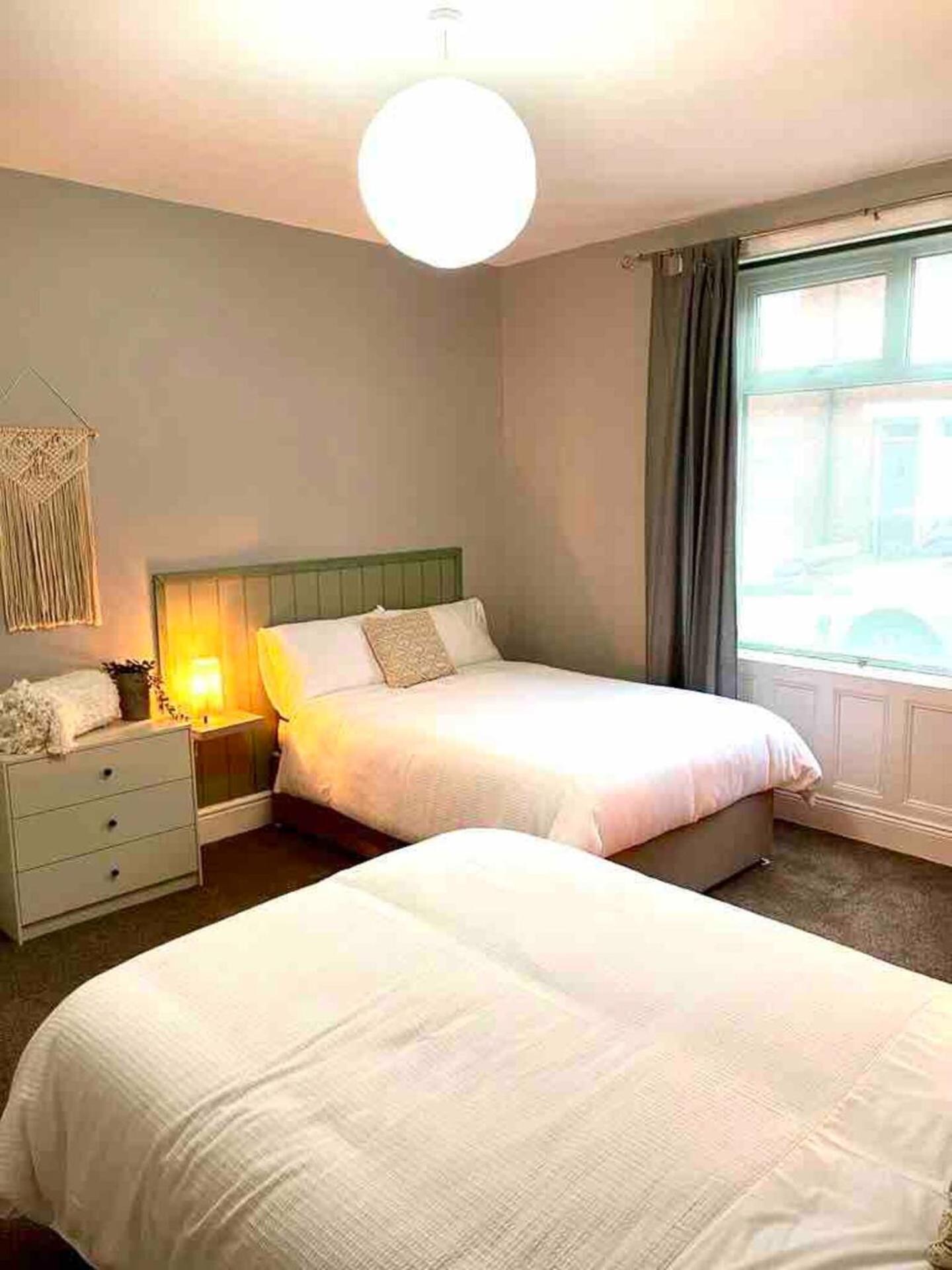 Gorgeous Spacious 2 Bedroom Home 10 Mins To City 盖茨黑德 外观 照片
