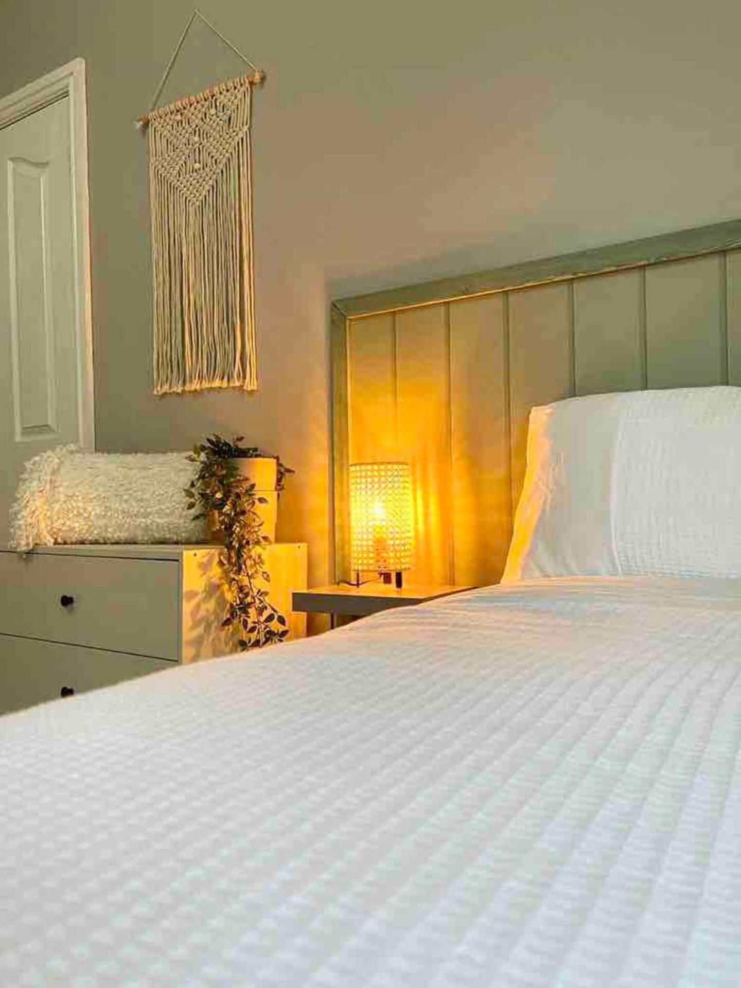 Gorgeous Spacious 2 Bedroom Home 10 Mins To City 盖茨黑德 外观 照片